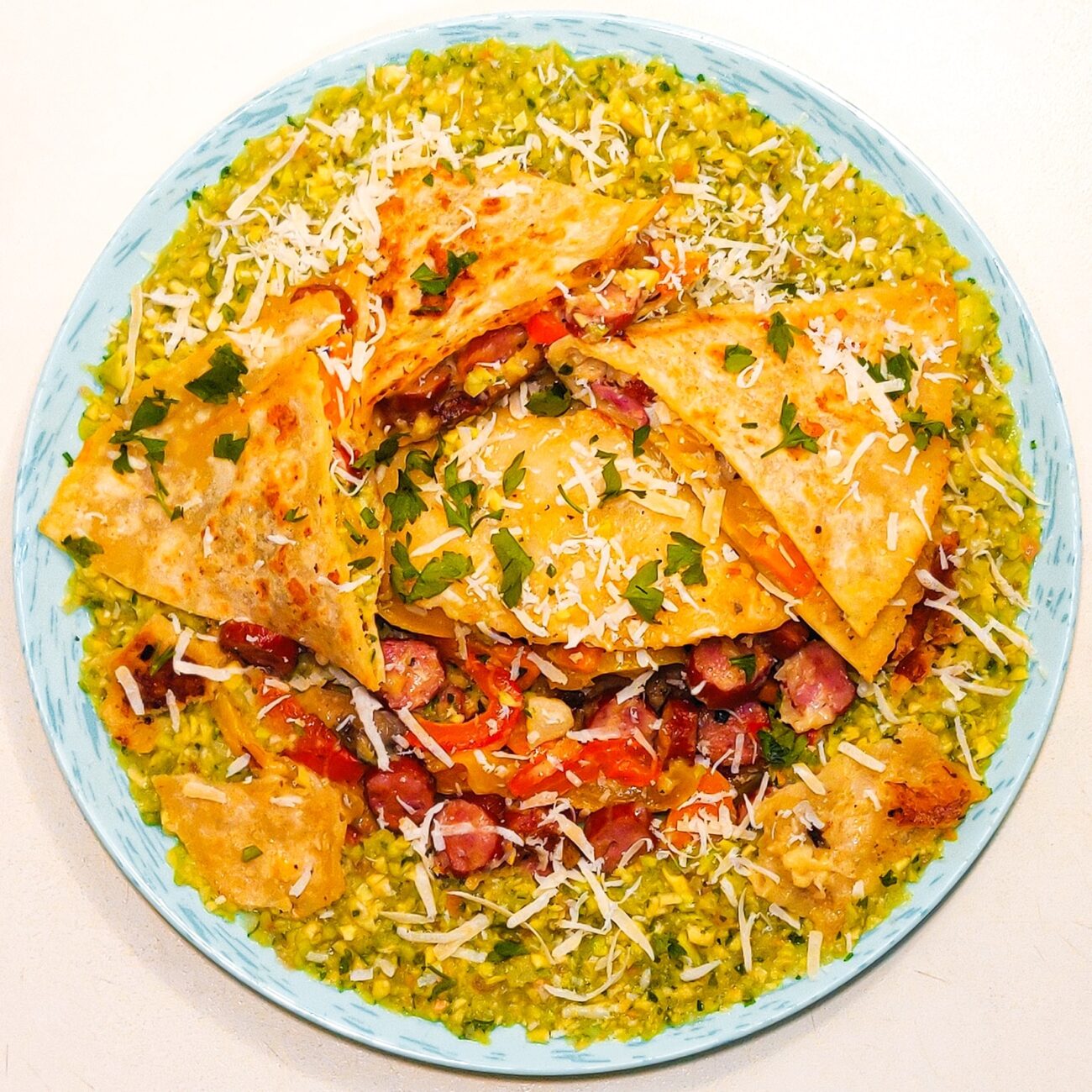Quesadilla alla salsiccia